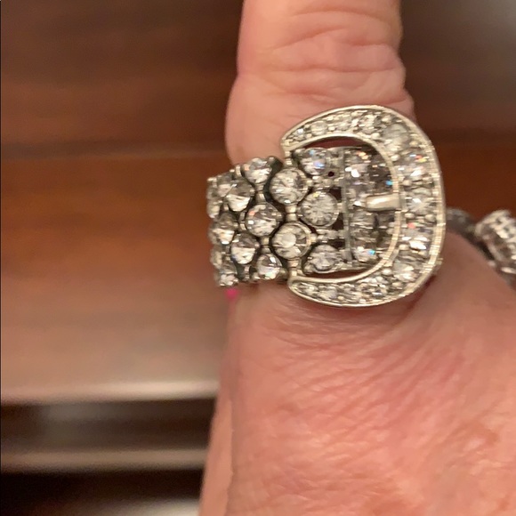 Brand new cool ring - Picture 1 of 2